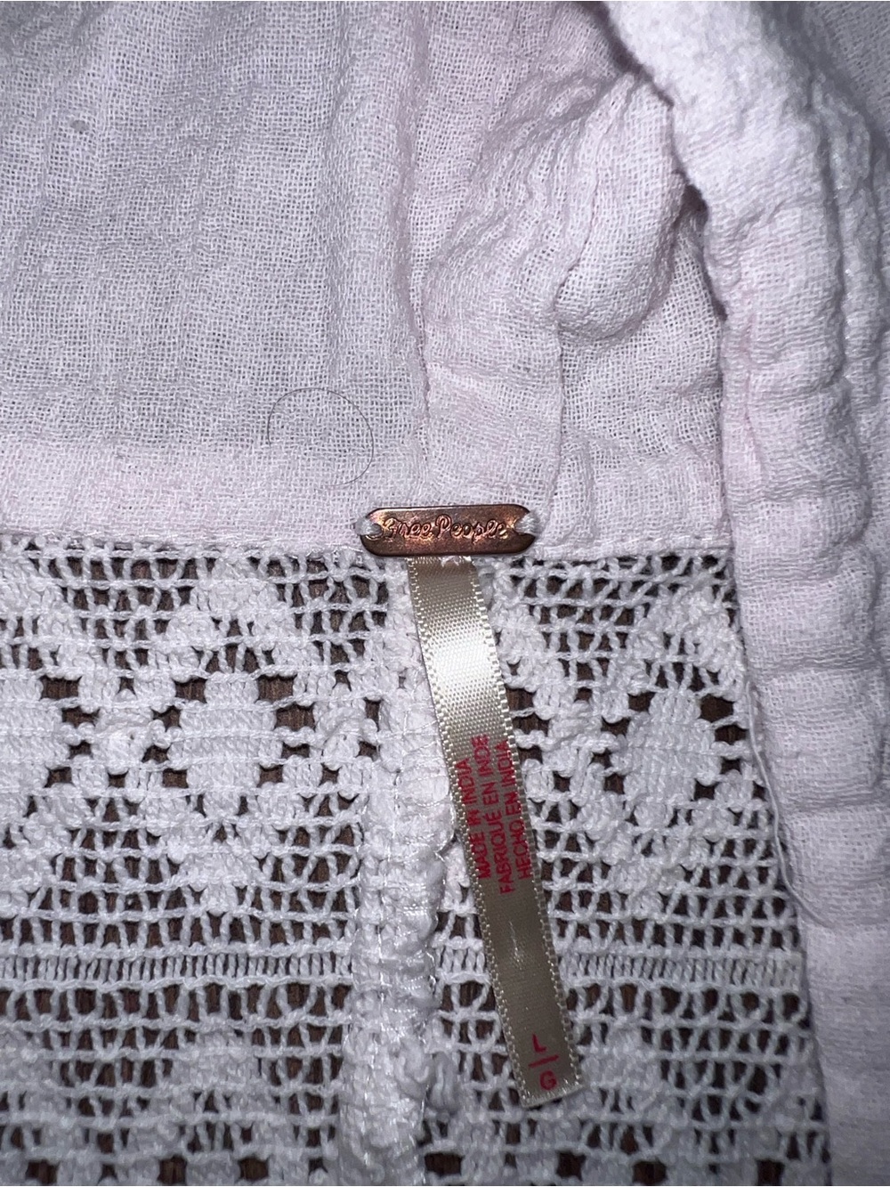 Free People Women’s light pink Crochet Hooded Sleeveless V-Neck Poncho